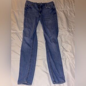 Size 0 Blue Wash Old Navy Rockstar Super Skinny Jeans